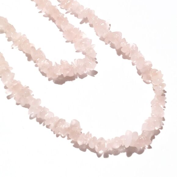 Natural Pink Rose Quartz Chip Beaded Necklace 34 Inches - Picture 4 of 7